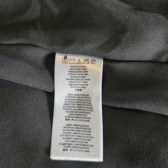 Michael Kors women's black ruffle front tank top size 8P - Picture 12 of 13